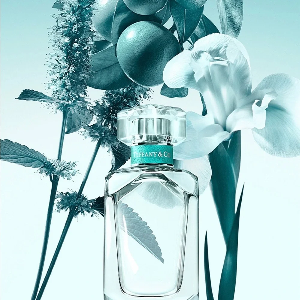 Tiffany & Co. Eau de Parfum Holiday Set for her Fragrance Trio brand new - Picture 2 of 3